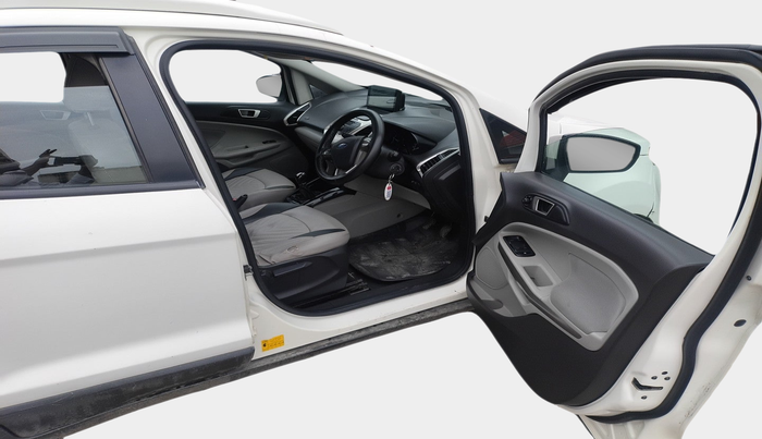 2015 Ford Ecosport TREND 1.5L DIESEL, Diesel, Manual, 1,12,957 km, interior