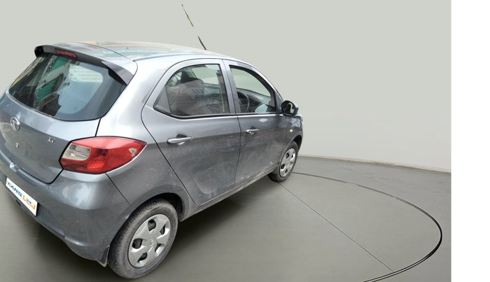 2018 Tata Tiago XT PETROL, Petrol, Manual, 54,443 km, exterior