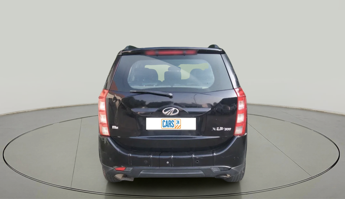 2013 Mahindra XUV500 W8, Diesel, Manual, 2,00,777 km, exterior