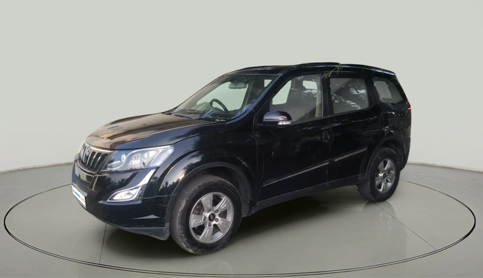 2013 Mahindra XUV500 W8, Diesel, Manual, 2,00,777 km, exterior
