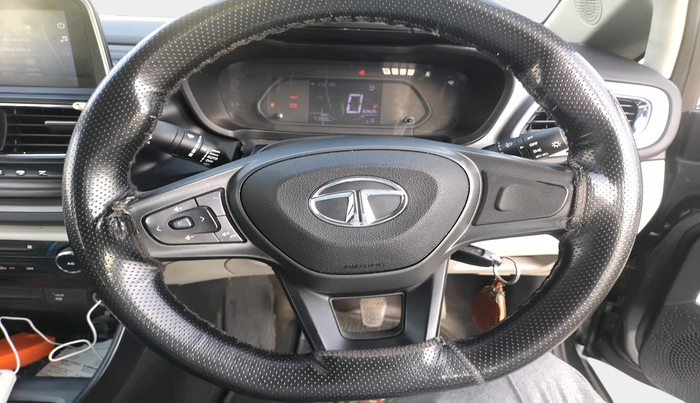 2023 Tata ALTROZ XM PLUS SUNROOF CNG, Petrol, Manual, 71,396 km, interior