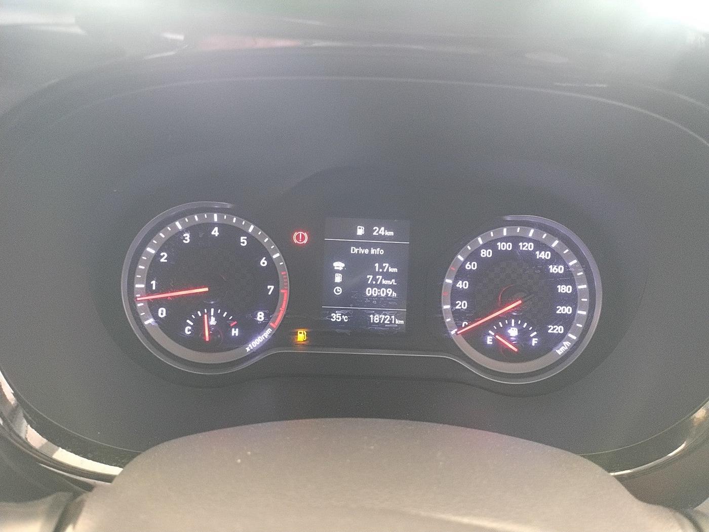 2024 Hyundai GRAND I10 NIOS SPORTZ 1.2 KAPPA VTVT, Petrol, Manual, 20,000 km, interior