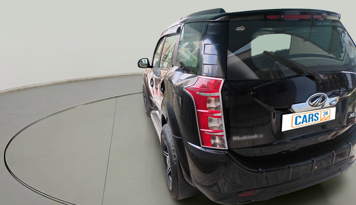 2013 Mahindra XUV500 W8, Diesel, Manual, 1,58,406 km, exterior