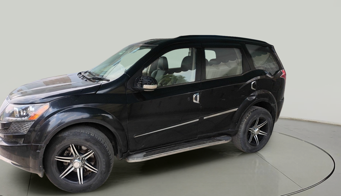 2013 Mahindra XUV500 W8, Diesel, Manual, 1,58,406 km, exterior