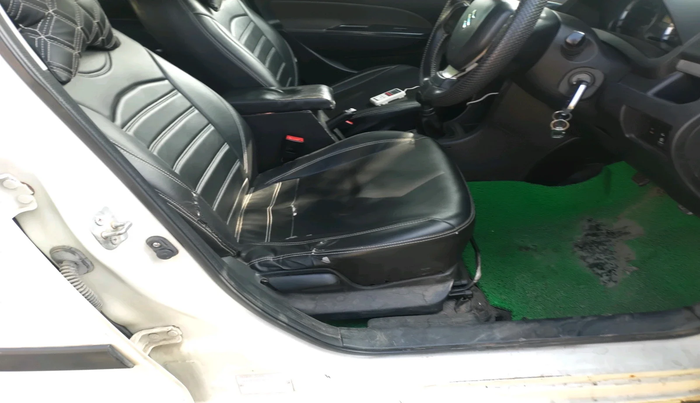 2015 Maruti Swift VXI, Petrol, Manual, 40,636 km, interior