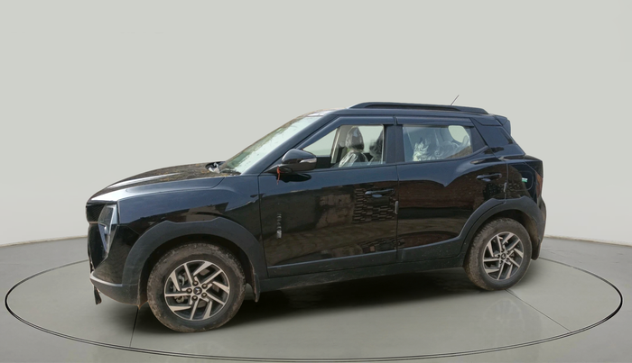 2025 Mahindra XUV 3XO AX5L 1.2 TGDi, Petrol, Manual, 1,985 km, exterior