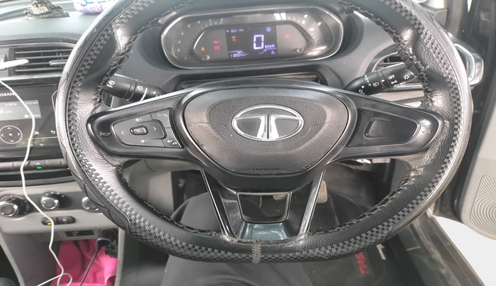 2022 Tata Tiago XT CNG, Petrol, Manual, 1,18,934 km, interior