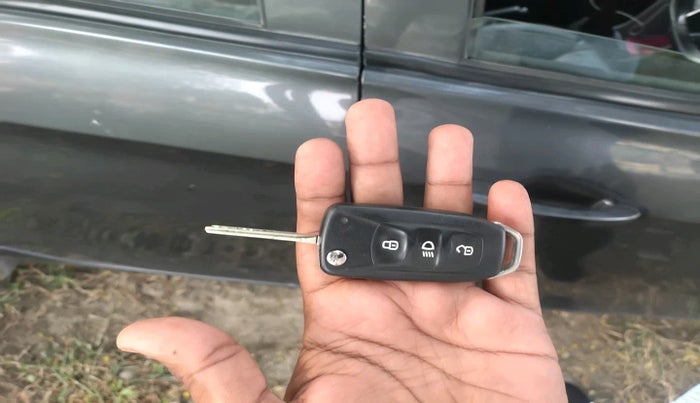 2022 Tata Tiago XT CNG, Petrol, Manual, 1,18,934 km, interior