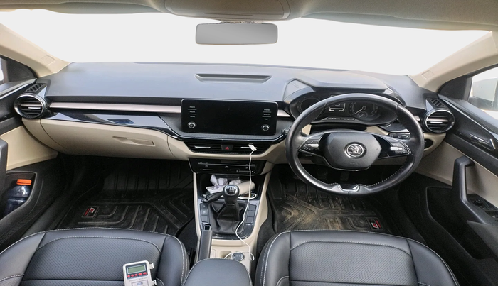 2022 Skoda SLAVIA AMBITION 1.0L TSI MT, Petrol, Manual, 48,063 km, interior