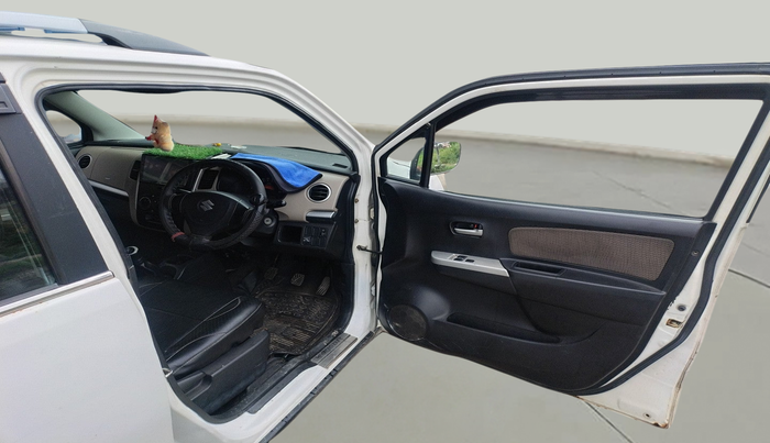 2014 Maruti Wagon R 1.0 LXI, Petrol, Manual, 90,692 km, interior