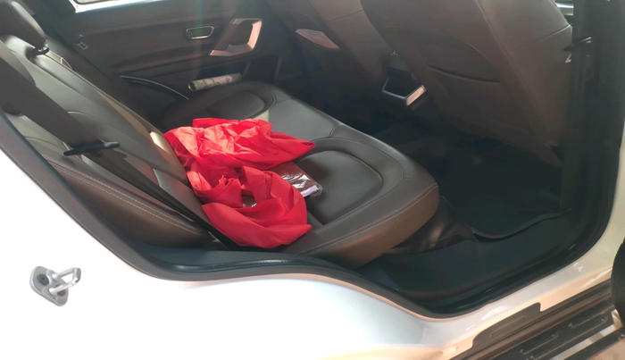 2021 Tata Harrier XZ PLUS 2.0L, Diesel, Manual, 87,424 km, interior