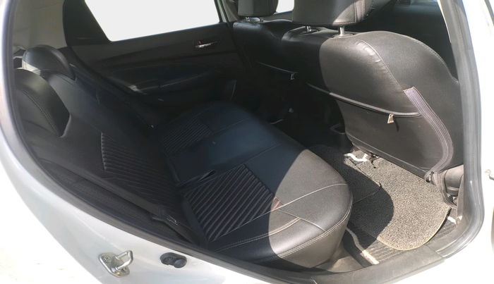 2018 Maruti Swift VXI AMT, Petrol, Automatic, 41,214 km, interior