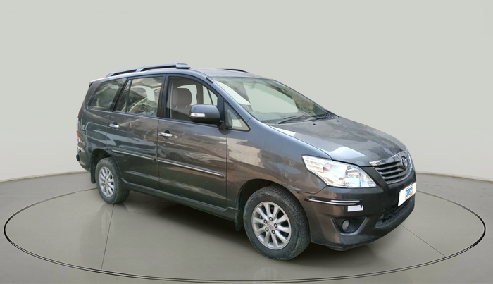 2012 Toyota Innova 2.5 VX 7 STR, Diesel, Manual, 94,948 km, exterior