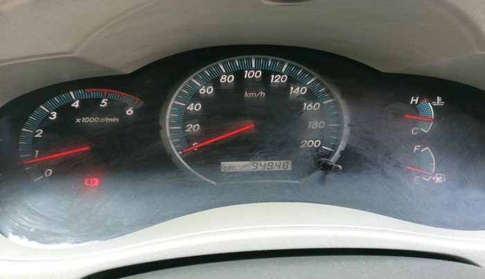 2012 Toyota Innova 2.5 VX 7 STR, Diesel, Manual, 94,948 km, interior