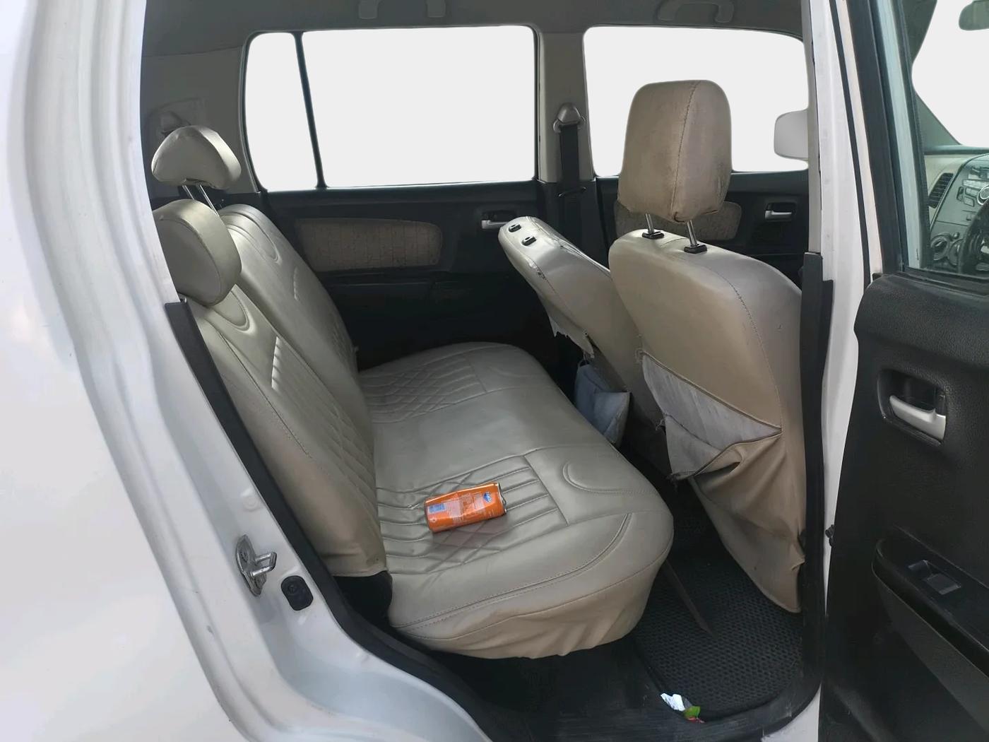 2018 Maruti Wagon R 1.0 VXI, Petrol, Manual, 2,07,000 km, interior