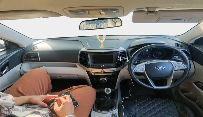 2019 Mahindra XUV300 W8 1.5 DIESEL, Diesel, Manual, 54,365 km, interior