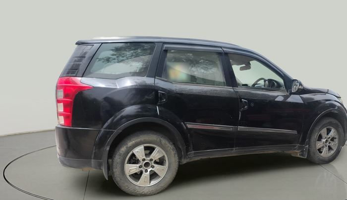 2016 Mahindra XUV500 W6, Diesel, Manual, 1,41,421 km, exterior