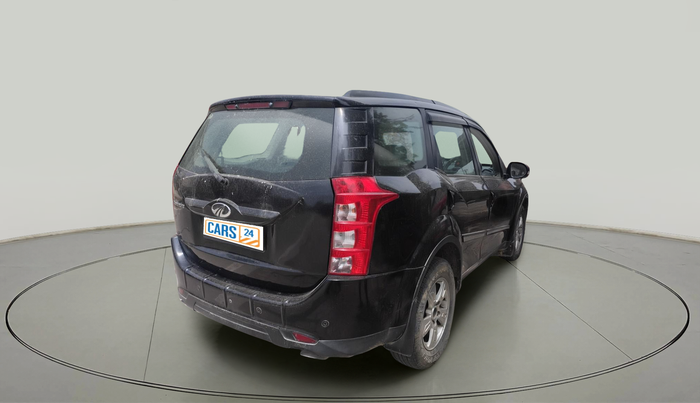2016 Mahindra XUV500 W6, Diesel, Manual, 1,41,421 km, exterior