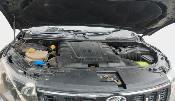 2016 Mahindra XUV500 W6, Diesel, Manual, 1,41,421 km, exterior