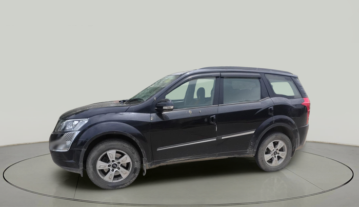 2016 Mahindra XUV500 W6, Diesel, Manual, 1,41,421 km, exterior