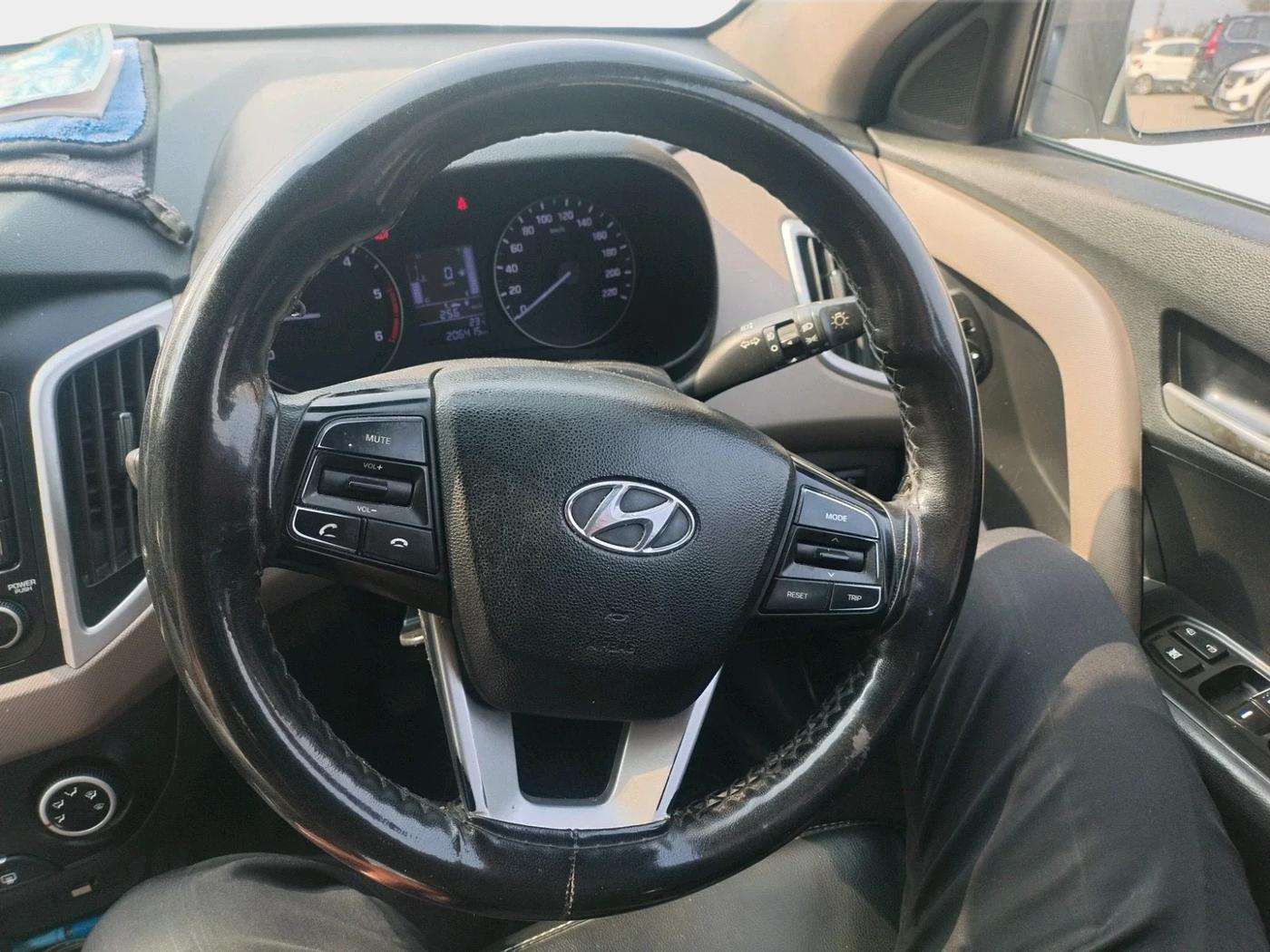 2018 Hyundai Creta S 1.4 DIESEL, Diesel, Manual, 2,10,300 km, interior