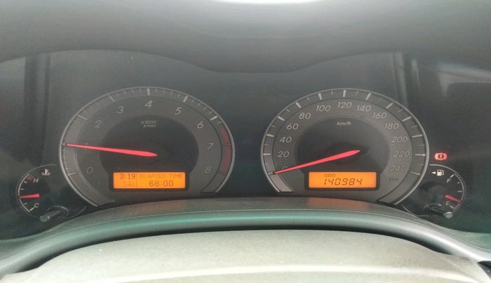 2011 Toyota Corolla Altis G PETROL, Petrol, Manual, 1,40,984 km, interior