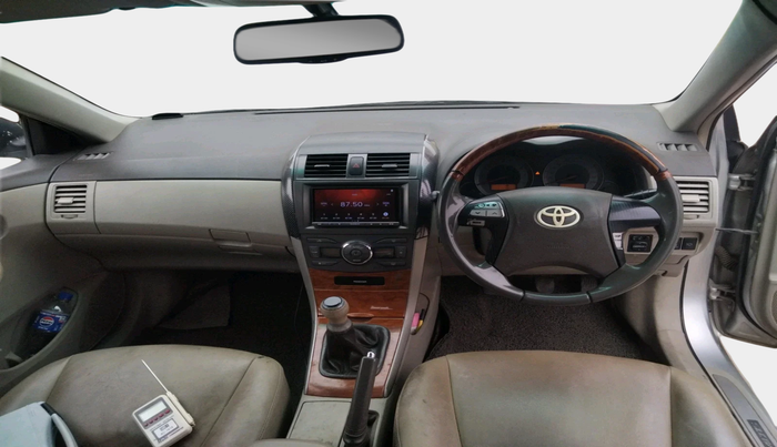 2011 Toyota Corolla Altis G PETROL, Petrol, Manual, 1,40,984 km, interior