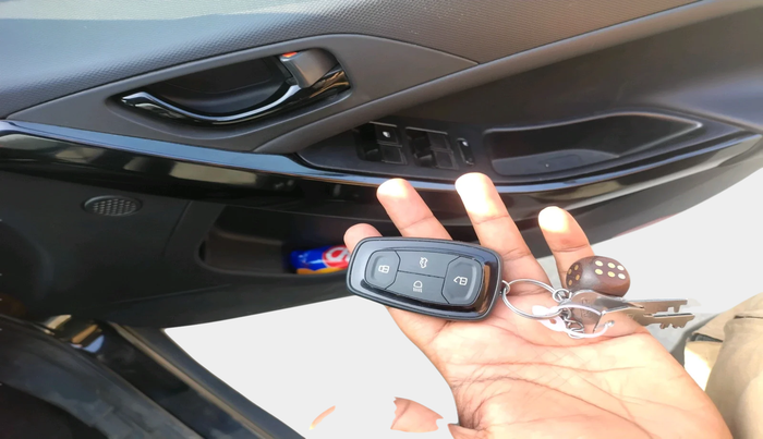 2022 Tata NEXON XZA PLUS PETROL DARK EDITION, Petrol, Automatic, 43,300 km, interior
