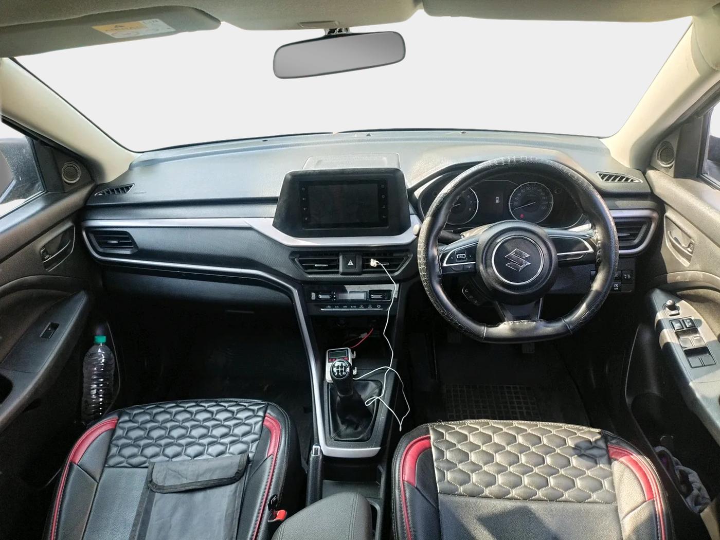 2022 Maruti BREZZA VXI SMART HYBRID, Petrol, Manual, 23,000 km, interior