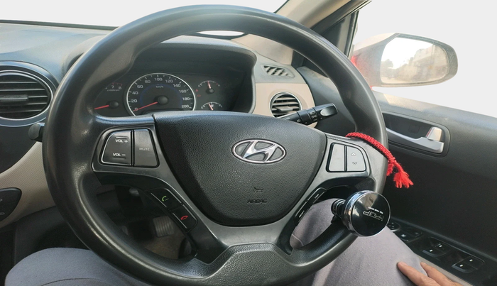 2017 Hyundai Grand i10 SPORTZ 1.2 KAPPA VTVT, Petrol, Manual, 79,875 km, interior