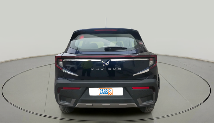 2024 Mahindra XUV 3XO AX5 1.2 L TCMPFI AT, Petrol, Automatic, 13,820 km, exterior