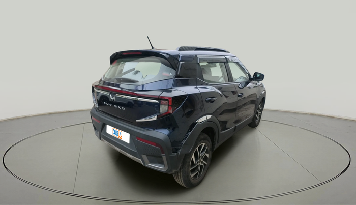 2024 Mahindra XUV 3XO AX5 1.2 L TCMPFI AT, Petrol, Automatic, 13,820 km, exterior