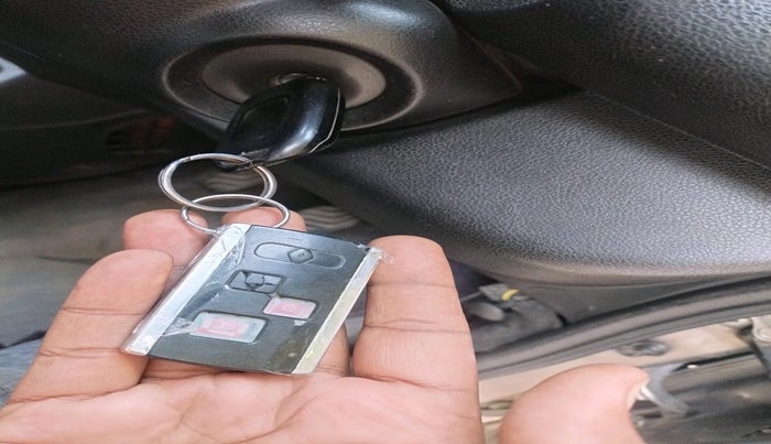 2017 Renault Kwid RXL, Petrol, Manual, 1,13,510 km, interior