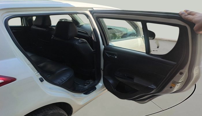 2013 Maruti Swift VXI, Petrol, Manual, 49,685 km, interior