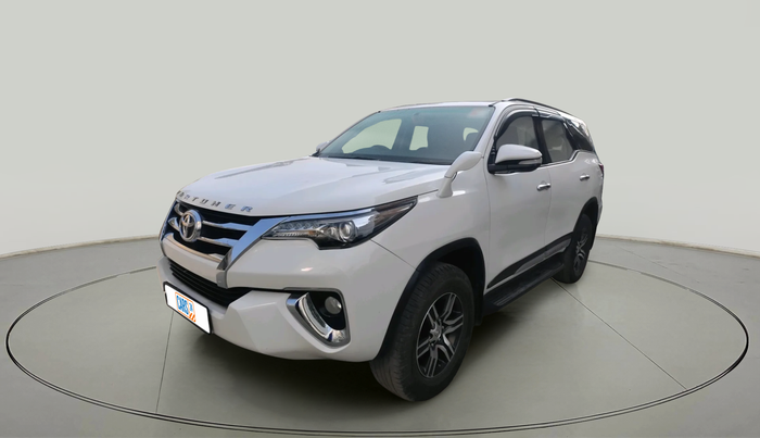 2017 Toyota Fortuner 2.8 4X2 MT, Diesel, Manual, 1,46,794 km, exterior