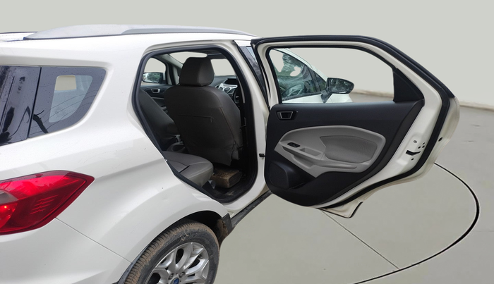 2015 Ford Ecosport TITANIUM 1.5L DIESEL, Diesel, Manual, 1,14,232 km, interior