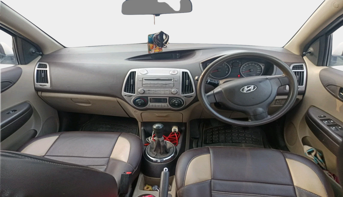 2011 Hyundai i20 MAGNA 1.2, Petrol, Manual, 1,14,545 km, interior