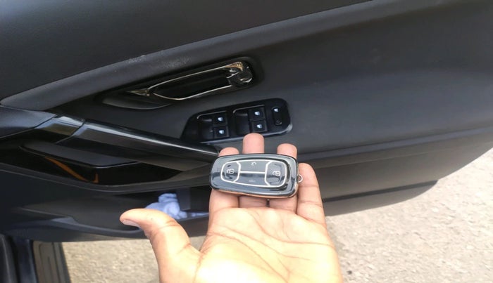 2023 Tata Harrier XT PLUS 2.0L KRYOTEC DARK EDITON, Diesel, Manual, 59,056 km, interior