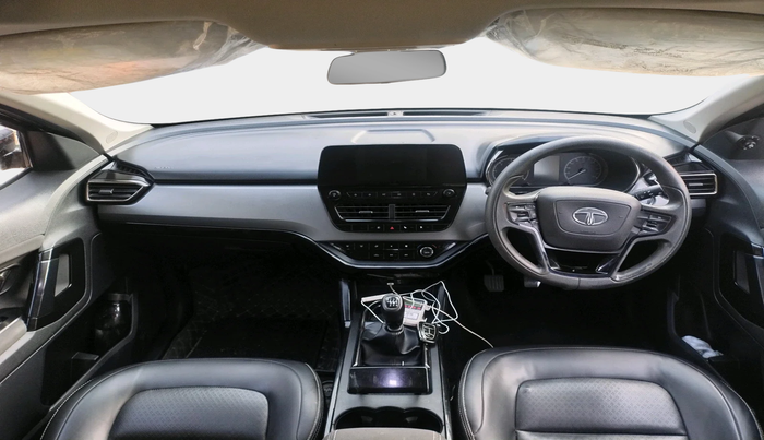 2023 Tata Harrier XT PLUS 2.0L KRYOTEC DARK EDITON, Diesel, Manual, 59,056 km, interior