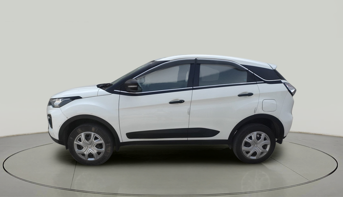 2022 Tata NEXON XE PETROL, Petrol, Manual, 35,262 km, exterior