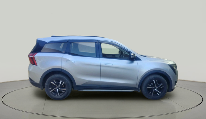 2022 Mahindra XUV700 AX3 D MT 5 STR, Diesel, Manual, 26,341 km, exterior