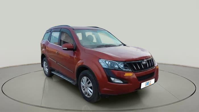 2017 Mahindra XUV500 W6, Diesel, Manual, 95,729 km, exterior