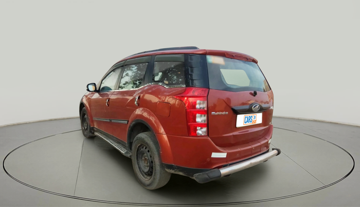 2017 Mahindra XUV500 W6, Diesel, Manual, 95,729 km, exterior