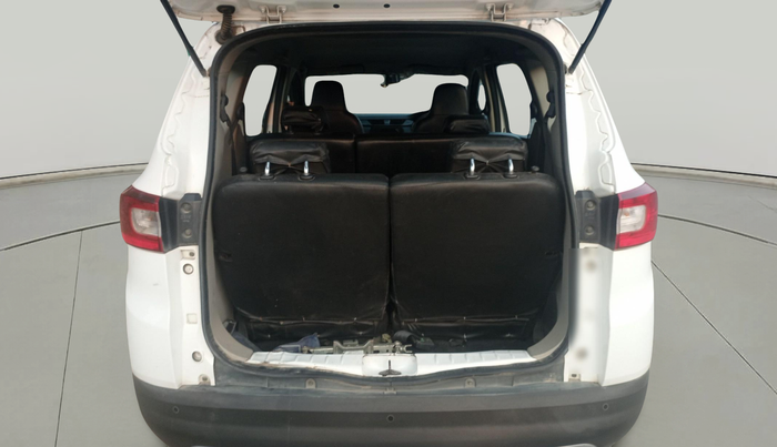 2020 Renault TRIBER RXT, Petrol, Manual, 42,228 km, exterior