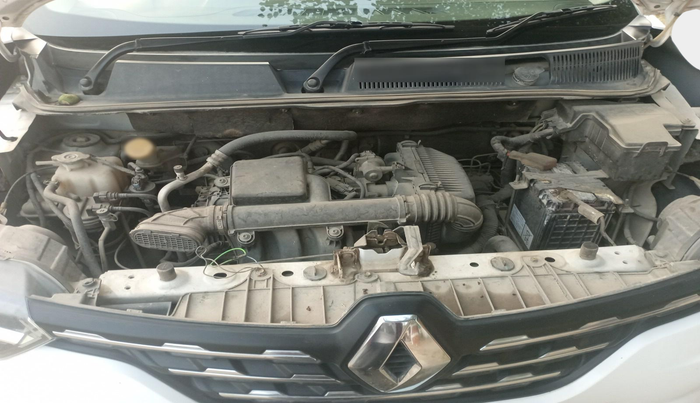 2020 Renault TRIBER RXT, Petrol, Manual, 42,228 km, exterior