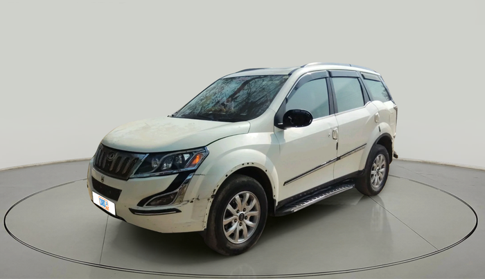 2017 Mahindra XUV500 W10, Diesel, Manual, 2,11,762 km, exterior