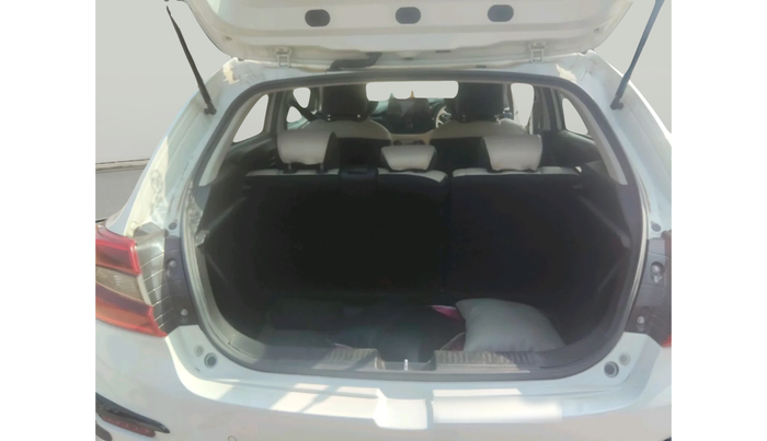 2024 Toyota Glanza E, Petrol, Manual, 21,929 km, exterior