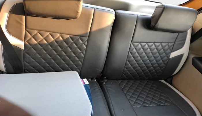 2022 Renault TRIBER RXZ, Petrol, Manual, 14,221 km, interior