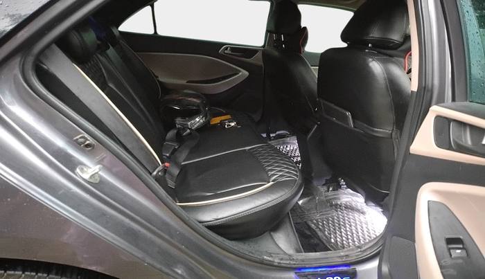 2017 Hyundai Elite i20 ASTA 1.2 (O), Petrol, Manual, 27,605 km, interior