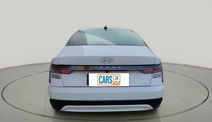 2024 Hyundai Verna  SX 1.5 MPI IVT, Petrol, Automatic, 33,056 km, exterior